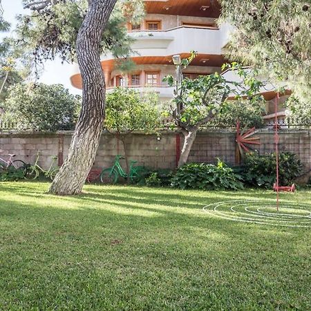 Sunny Apartment With 2 Bedrooms And Garden Glyfáda Luaran gambar